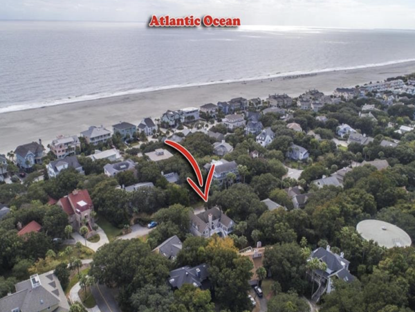 Fabulous Island Home with Private Pool & Fenced Yard